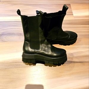 Brand new Asos leather platform Chelsea boots
